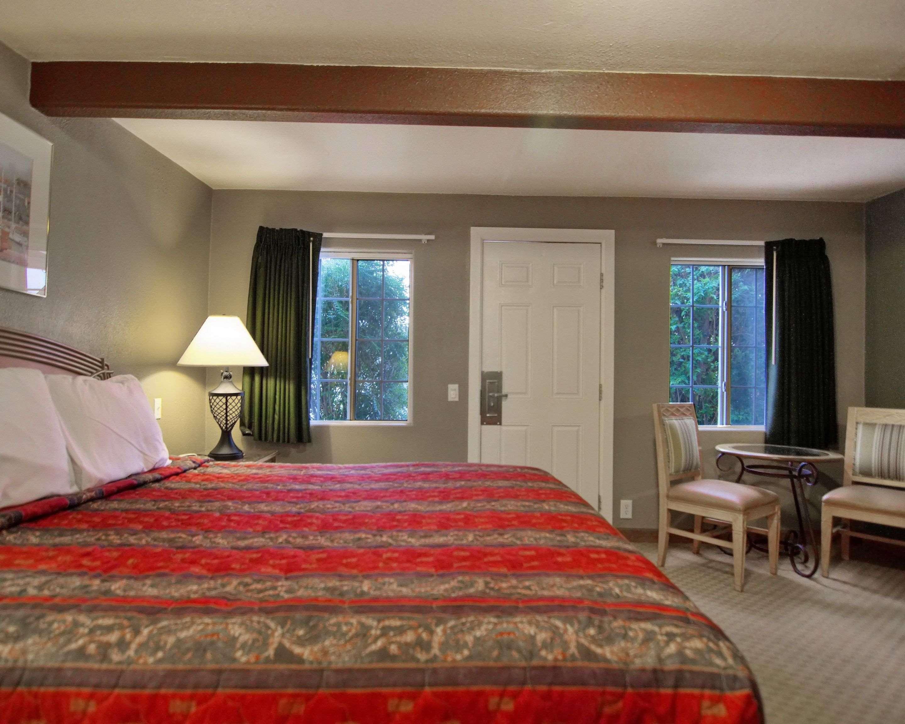 Rodeway Inn Near Coachella Индио Экстерьер фото